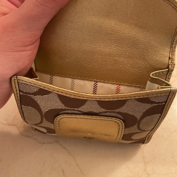 Coach Wallet - Picture 2 of 5